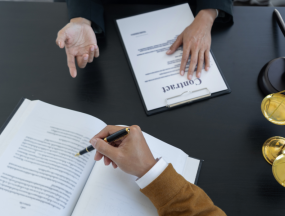 Soạn thảo kiểm tra và tư vấn hợp đồng dân sự tại Hóc Môn