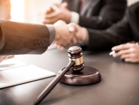 Tư vấn và hỗ trợ bị hại trong vụ án hình sự tại Hóc Môn