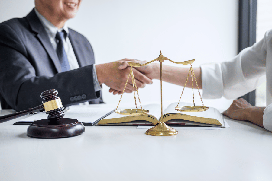 Giải quyết tranh chấp chia di sản thừa kế tại Hóc Môn